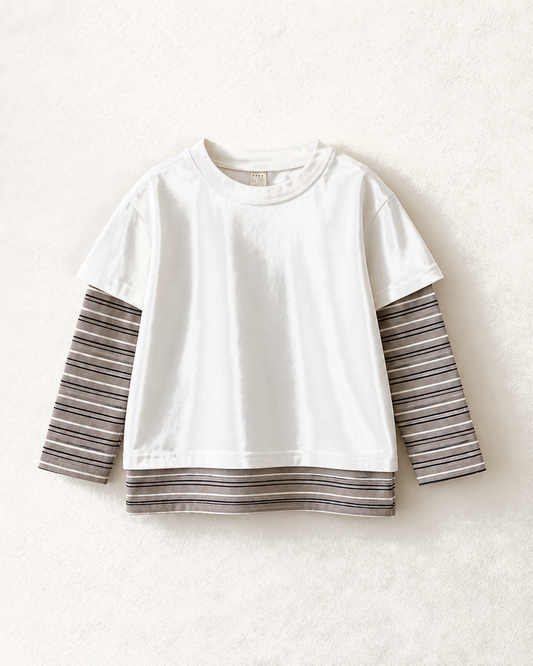 重ね着風長袖Tシャツ（アイボリー）